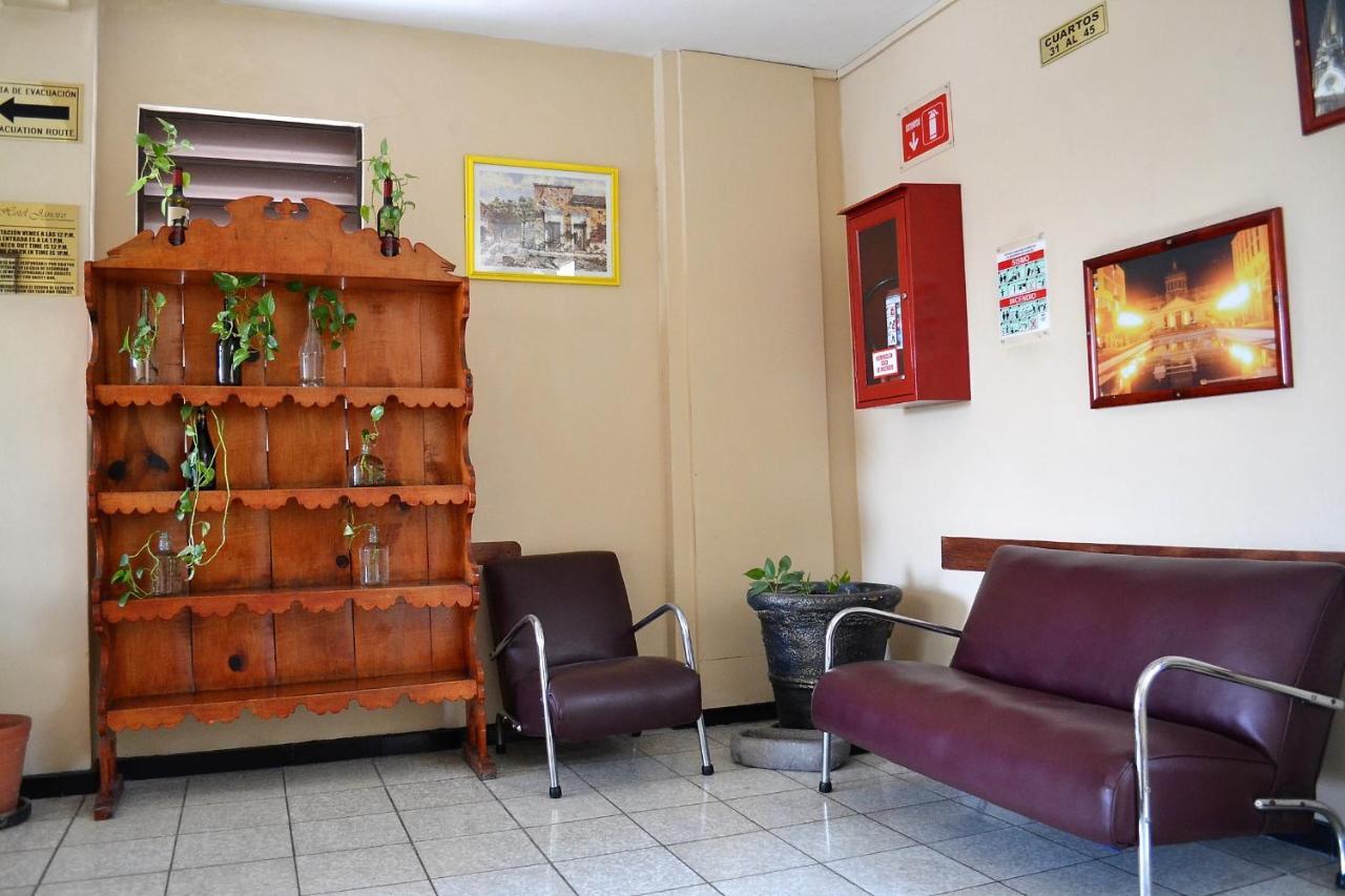 Hotel Janeiro Guadalajara Extérieur photo