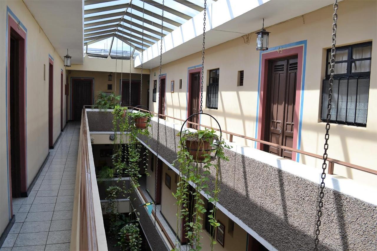 Hotel Janeiro Guadalajara Extérieur photo