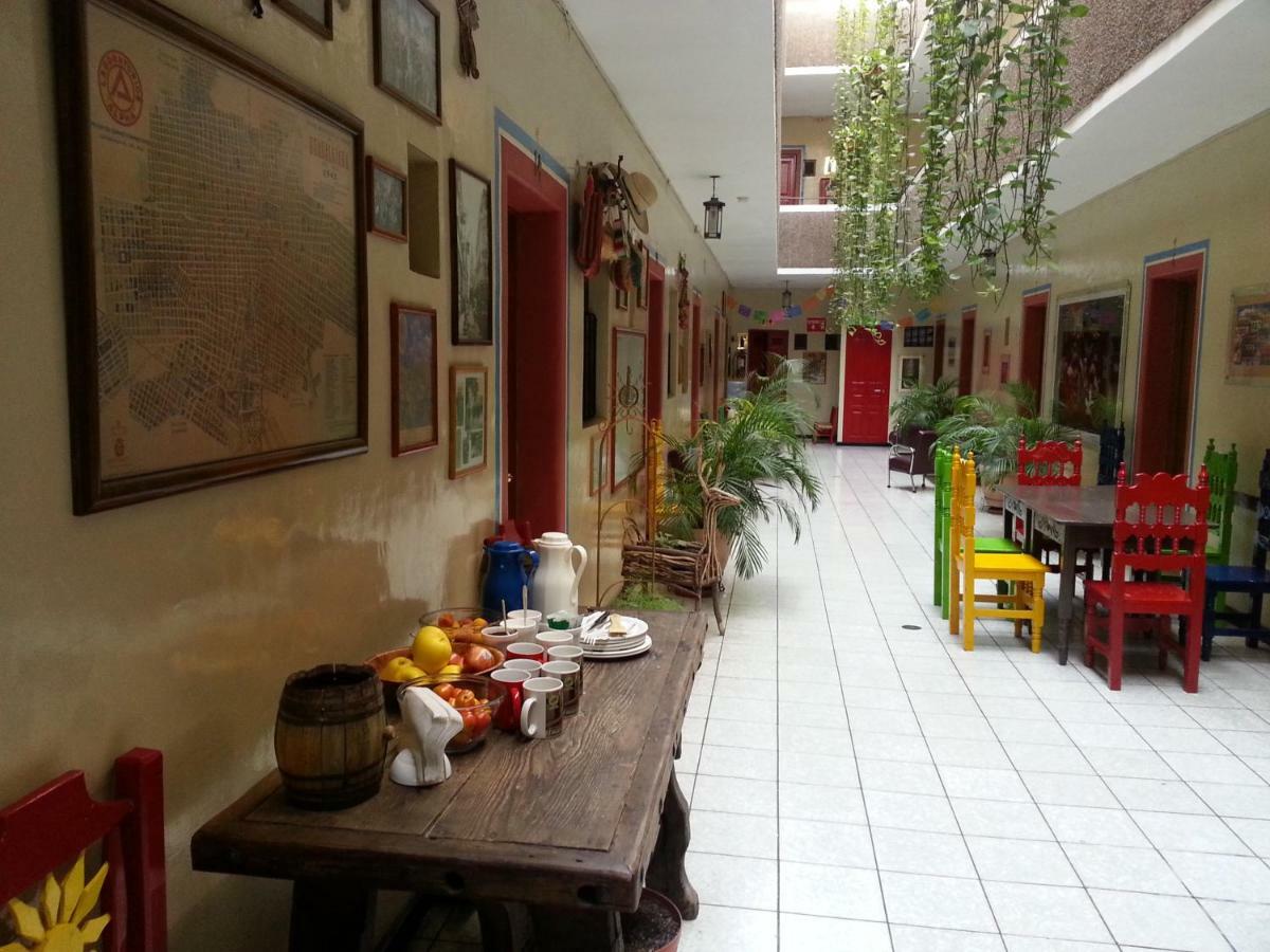 Hotel Janeiro Guadalajara Extérieur photo