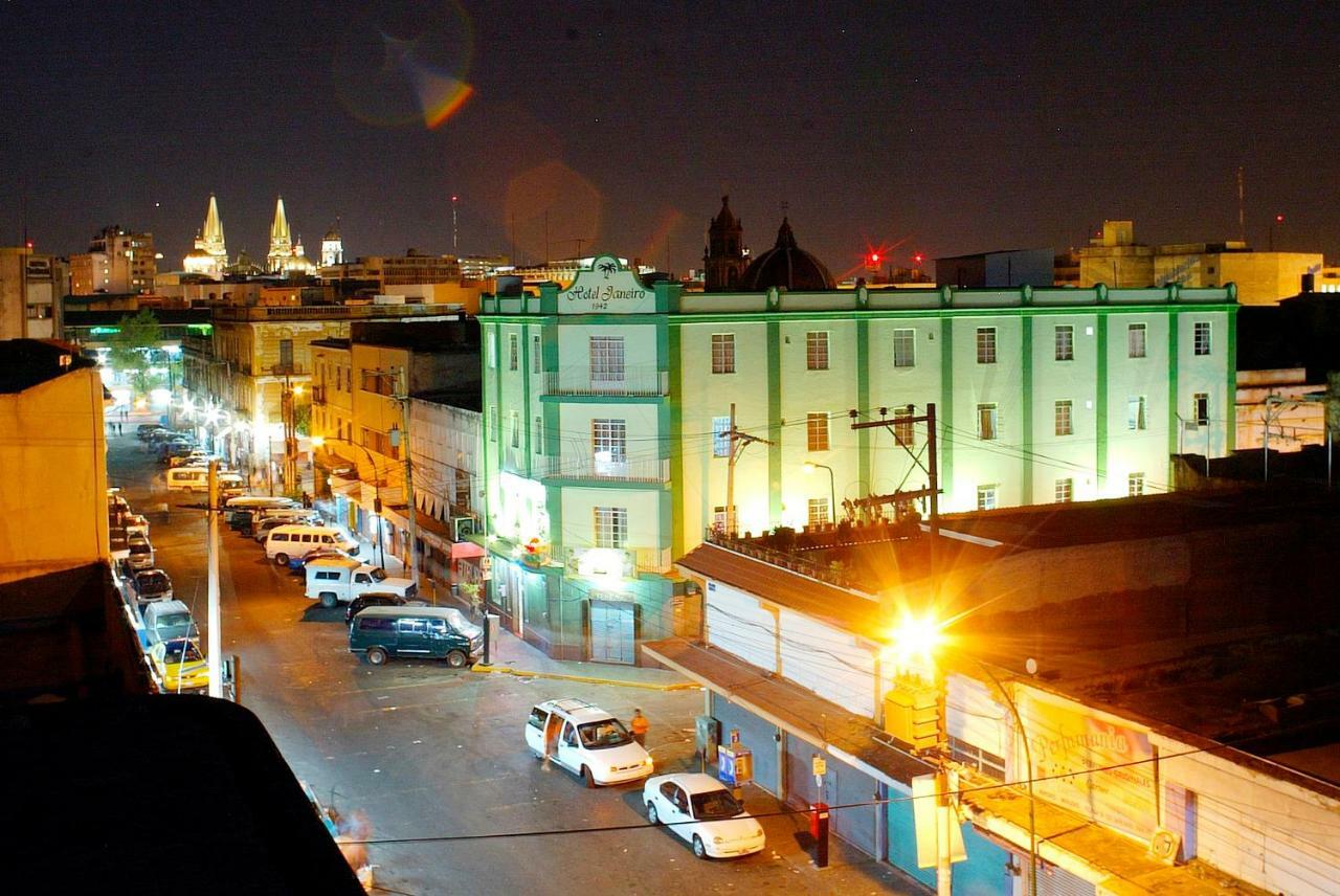 Hotel Janeiro Guadalajara Extérieur photo